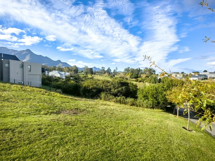 6 Bedroom Property for Sale in Kingswood Golf Estate Western Cape